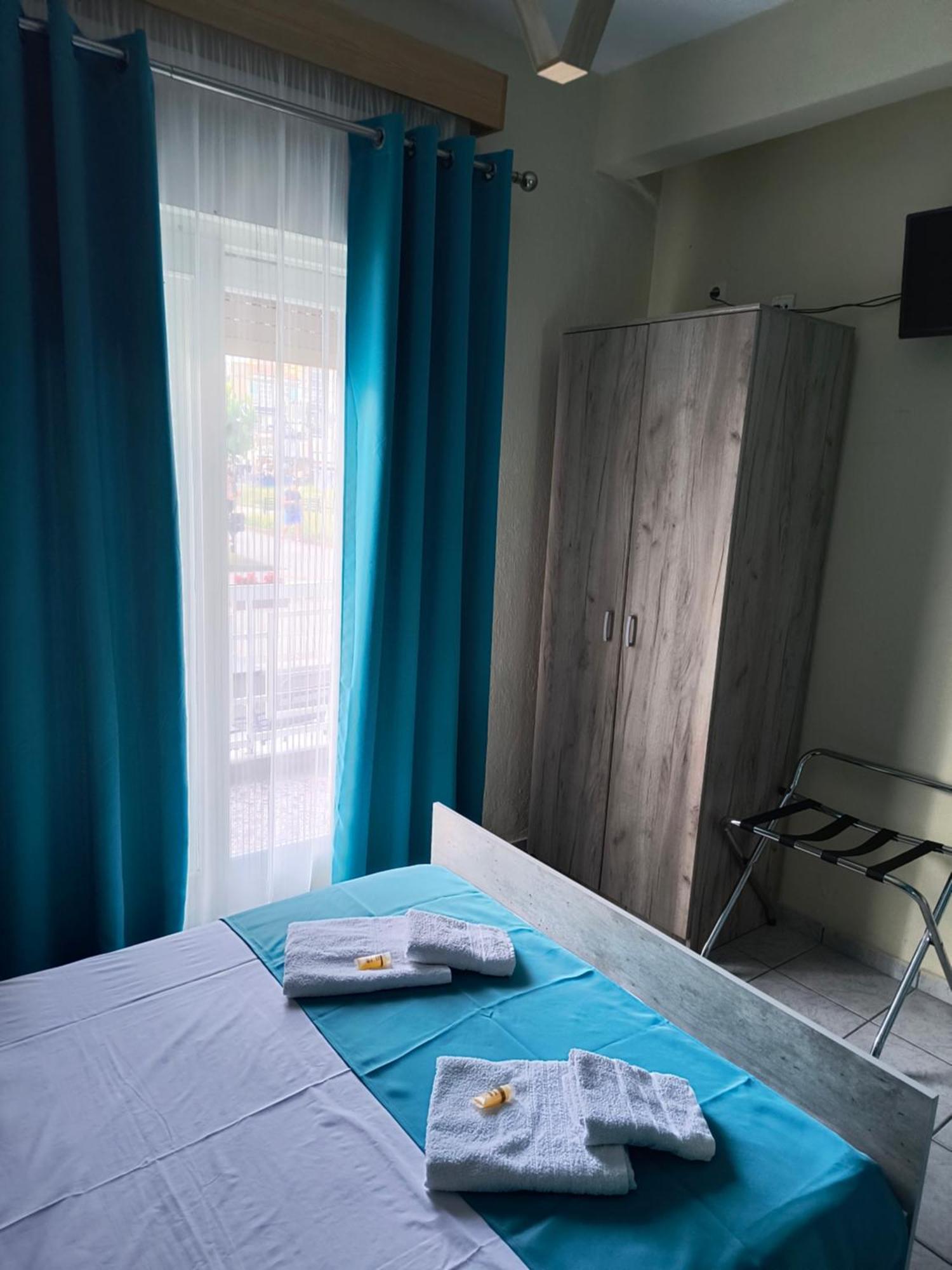 Amelies Apartments Paralía 外观 照片