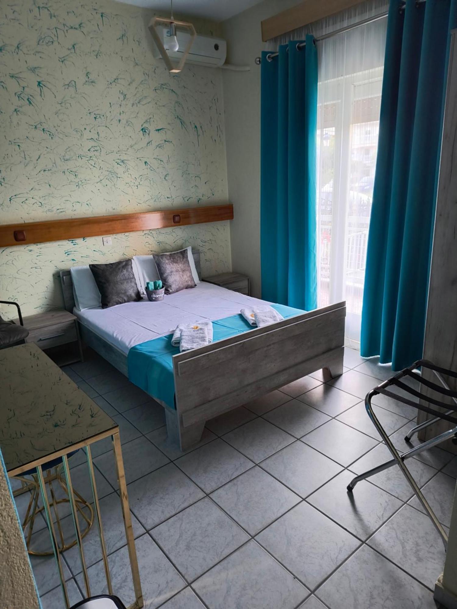 Amelies Apartments Paralía 外观 照片